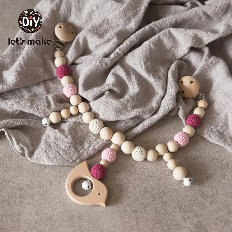 Wood Teether Baby Bed Hanging Rattles Toy Make Noise Bird Elephant Shape Crochet Beads Bracelet Pram Clip Baby Rattle