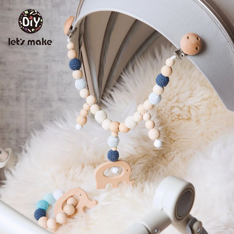 Wood Teether Baby Bed Hanging Rattles Toy Make Noise Bird Elephant Shape Crochet Beads Bracelet Pram Clip Baby Rattle